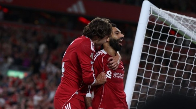 Liverpool Menang 4-2, Jamie Carragher Bongkor Borok The Reds: Gelar Juara Bisa Melayang [@LFC]