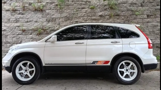 Honda CR-V Gen 3 (OLX))