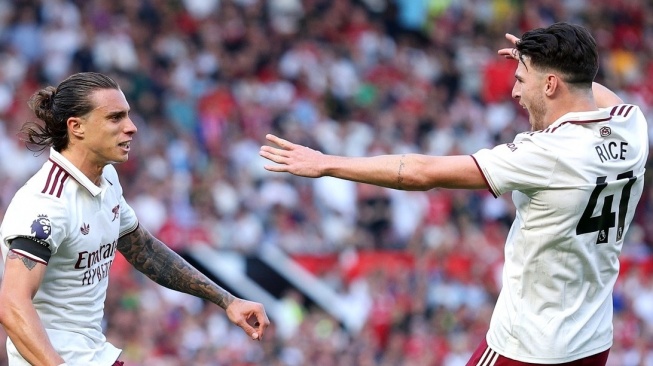 Pelatih Arsenal, Mikel Arteta, mengingatkan timnya untuk tetap berpijak pada realita meski berhasil membawa pulang kemenangan dari markas Manchester United. [Dok. IG Arsenal]