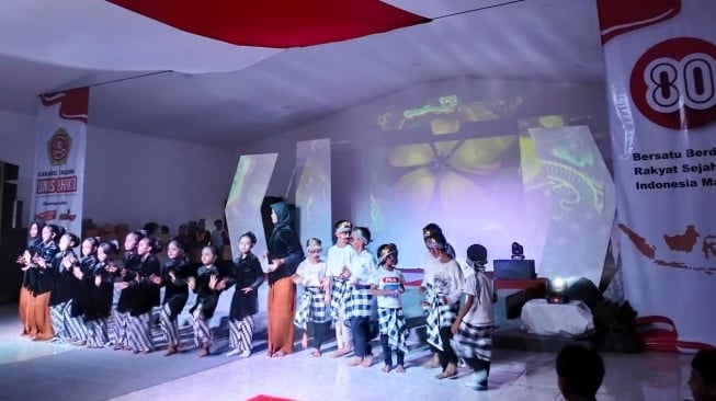 Syahdunya HUT ke-80 RI di Kaki Gunung Merbabu: Drama Kolosal, Cosplay Pahlawan hingga Tari Saman
