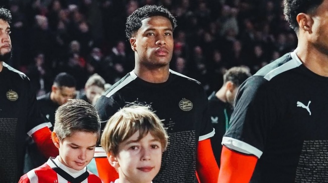 Dirumorkan Direkrut AC Milan, Pemain yang Kasih Kode Mau Bela Timnas Indonesia Harus Gigit Jari [Instagram Ryan Flamingo]