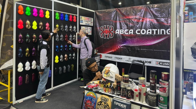 Produsen cat otomotif lokal PT ABCA membawa produk cat chrome andalannya ke pameran International Automodified (IAM) Malaysia 2025. (Foto: ABCA)