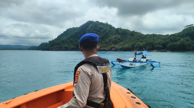 Detik-Detik Primo Lumbantoruan Hilang di Laut: CCTV Rekam Adegan Mencekam di KMP Mufidah