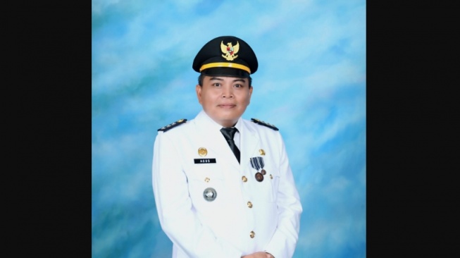 Sosok Agus Riyadi Camat Sungai Bahar Bikin Siswa Drumband Nangis Kejer Demi Rayakan Ultah Istri