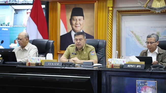 Sekjen Kemendagri Minta Pemda Dukung Perum Bulog Realisasikan Program SPHP: Stabilisasi Harga Beras
