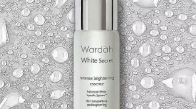 Wardah White Secret Intense Brightening Essence.