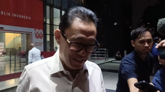 Diperiksa KPK, Eks Petinggi BPK Ahmadi Noor Supit Irit Bicara soal Korupsi Iklan Bank BJB
