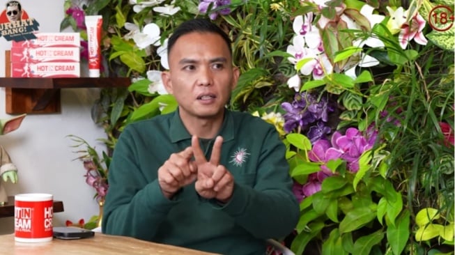 Hard Gumay Ramal Perceraian Artis Terkenal Akibat Perselingkuhan, Inisial "P" Disebut