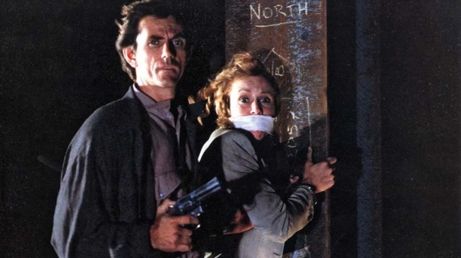 Film Darkman yang dibintangi Liam Neeson, akan tayang malam ini pukul 23.00 WIB di Trans TV. [YouTube]