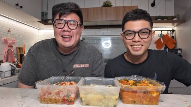 YouTuber Anak Kuliner Kecewa dengan Rasa Masakan Pinkan Mambo. [YouTube]