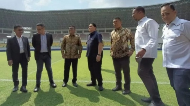 Kunjungi Banten Internasional Stadium, Erick Thohir Terkejut karena Hal Ini