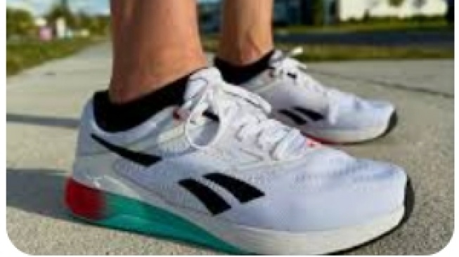 sepatu dengan sol tebal