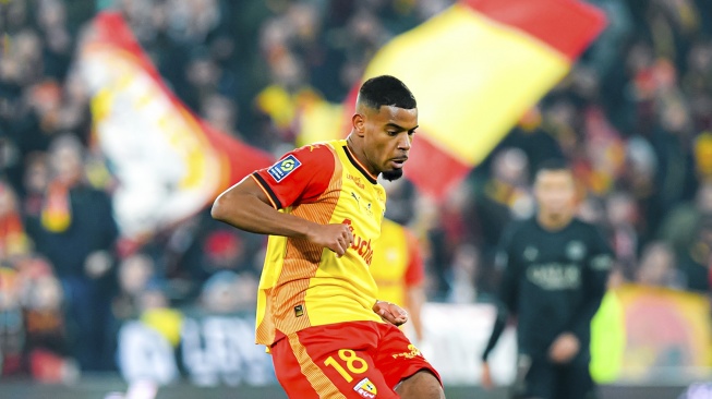 Inter Milan Tikung Napoli untuk Rekrut Gelandang RC Lens Andy Diouf