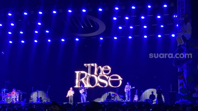 Kembali ke Jakarta di Panggung Lalala Fest 2025, The Rose: Aku Cinta Kamu!