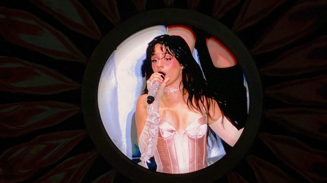 Camila Cabello saat tampil di Lalala Fest 2025 yang berlangsung di Jakarta, Jumat (22/8/2025) malam. [Tiara Rosana/Suara.com]