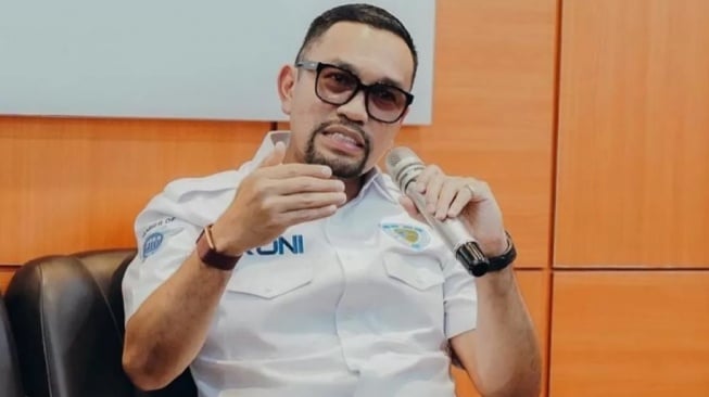 Warganet Ngamuk Disebut Tolol oleh Ahmad Sahroni: Kami yang Gaji, Kami Bosnya!