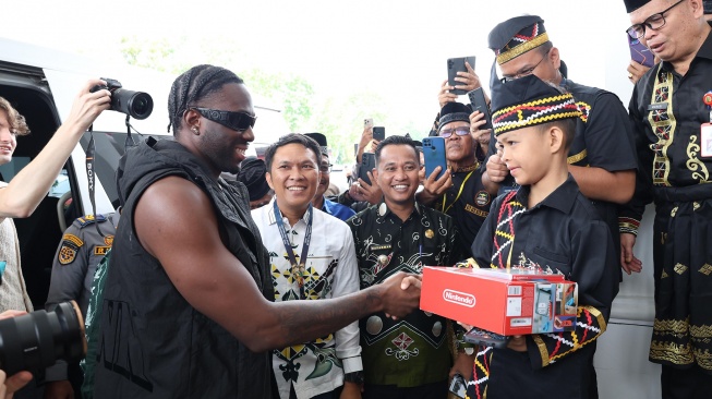 Bertemu Langsung, Rapper Melly Mike Kasih Dikha 'Aura Farming' Game Nintendo