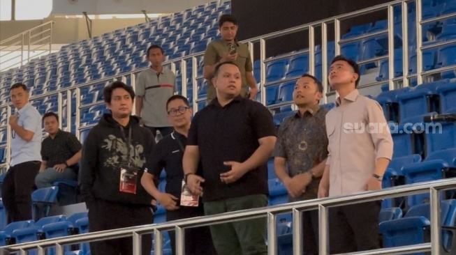 Gibran Mendadak Tinjau GOR Manahan Solo, Sinyal Siapkan Berbagai Event Besar?