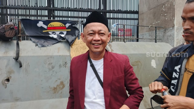 Pendukung 02, Bang Madun Kini Tagih Janji Prabowo dan Gibran: Lihat ke Bawah Pak!