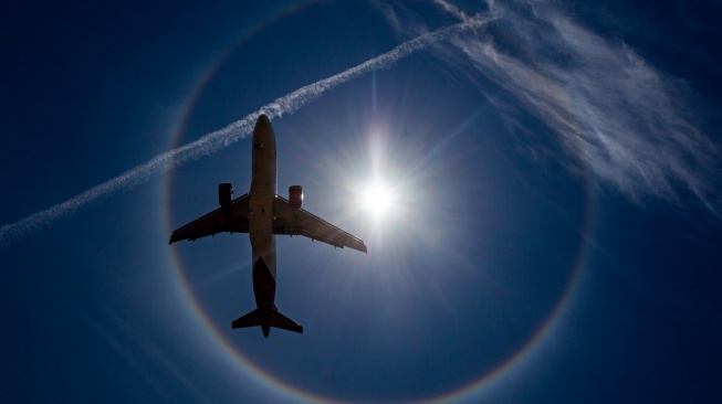 Fenomena Halo Matahari Hiasi Langit Batam