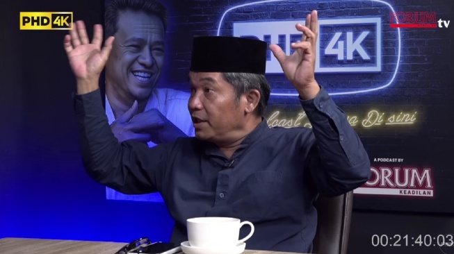 Tangkapan layar video Pengamat Politik Ray Rangkuti di Podcast Forum Keadilan TV. [YouTube]