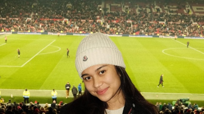 Punya Mental Kuat Pasca Ditalak Arhan, Azizah Salsha Ternyata Fans Manchester United