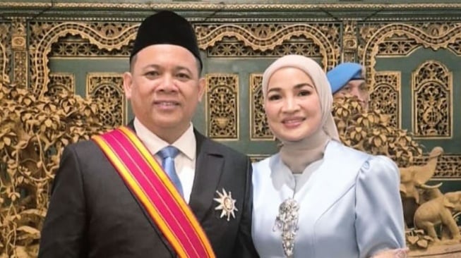 Haji Isam Dapat Penghargaan Bintang Mahaputera Utama dari Presiden, Berjasa di Bidang Apa?