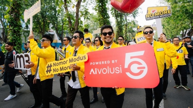 IM3 menggelar Parade IM3 SATSPAM di sepanjang Jalan Raya Darmo, Surabaya. (Dok: IM3)