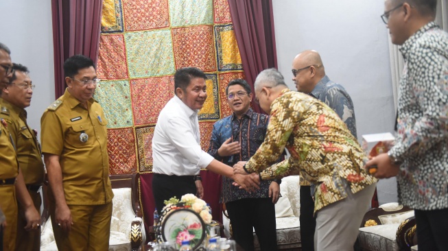 Transformasi Industri Hijau di Sumsel: Semen Baturaja Terapkan Energi Alternatif untuk Tekan Emisi