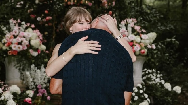 Viral Perkuliahan Ditiadakan Gara-gara Taylor Swift Tunangan, Dosennya Tak Bisa Fokus!