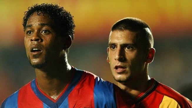 Tom Haye ke Persib, Calvin Verdonk Gabung ke Eks Klub Patrick Kluivert?