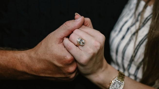 Cincin tunangan Taylor Swift harganya curi perhatian (Instagram)