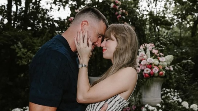 Bertunangan dengan Travis Kelce, Harga Cincin Taylor Swift Jadi Sorotan