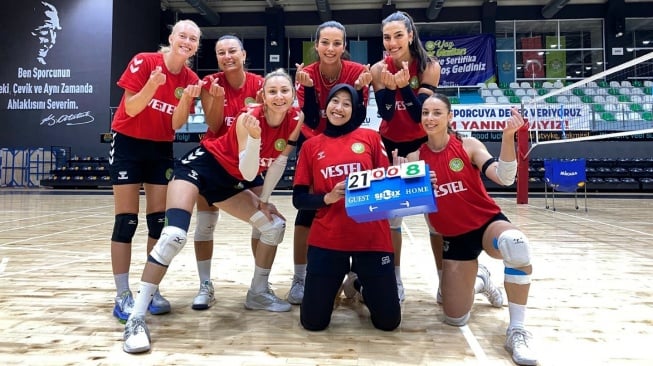 Megawati Hangestri di tim liga Turki, Manisa BBSK (ig/manisabbsk_voleybol)