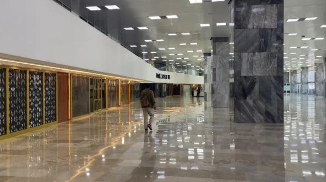 Pegawai DPR Ramai-Ramai WFH Jelang Aksi Besar Buruh di Senayan, Ada Apa?