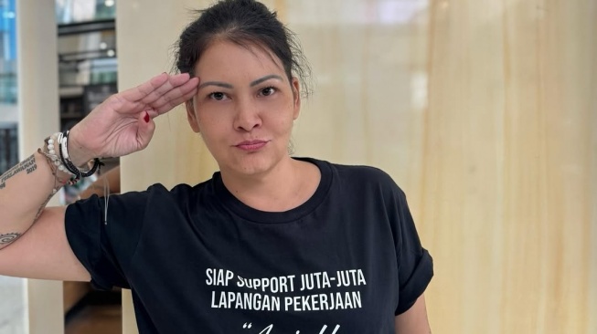 Melanie Subono Disemprot Artis DPR Gegara Hobi Protes Pemerintah, Siapa?