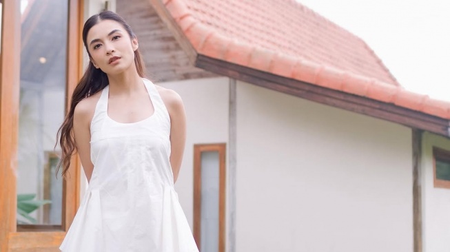 Chelsea Olivia mengaku baru kali pertama mendapat pengalaman tak mengenakkan terkait asisten rumah tangga. [Instagram]