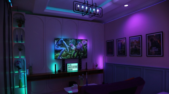 WiZ Light Beyond Cinema Room. [Dok. Signify]
