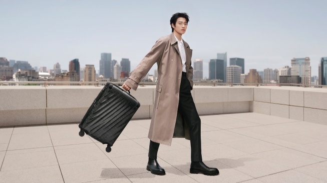 Wei Daxun Jadi Wajah Baru Traveler Asia, Gaya Hidupnya Cermin Pelancong Modern