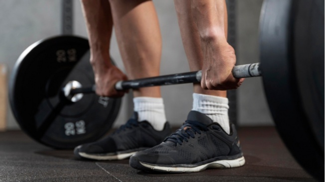 5 Sepatu yang Enak untuk Gym: Aman Dipakai, Bikin Latihan Beban hingga Kardio Maksimal