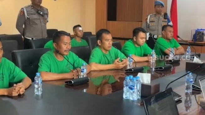 LIVE STREAMING: Divpropam Polri Periksa 7 Anggota Brimob Terkait Kasus Tabrak Driver Ojol