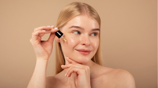 5 Serum dengan Niacinamide dan Vitamin C untuk Atasi Flek Hitam pada Wajah