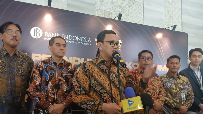 Menteri Pelindungan Pekerja Migran Indonesia (P2MI) Abdul Kadir Karding juga menyatakan PMI memperoleh plafon pinjaman hingga Rp100 juta tanpa agunan, dan pencairan cepat maksimal dalam waktu tujuh hari kerja (Suara.com/Tantri Amela Iskandar)