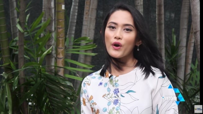 Dina Rimandra Handayani alias Dina Albens (YouTube)