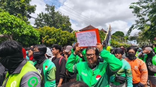 Ojol Curhat ke Gibran: Pendapatan Anjlok, Trauma Narik Pasca Kerusuhan!