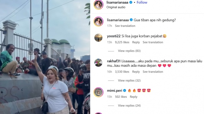 Lisa Mariana ikut demo di DPR [Instagram]