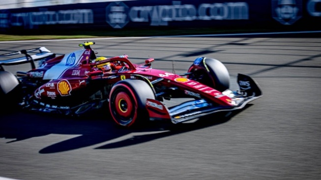 Masa Depan Hamilton di Ferrari Suram Usai Tabrak Tembok di GP Belanda