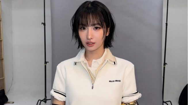 Daily Outfit ala Momo TWICE, 4 Padu Padan Stylish Biar Makin Standout!
