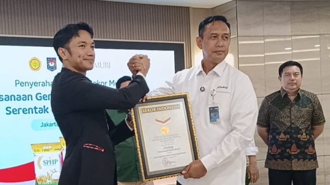 Jamin Kualitas Beras! Dirut Perum Bulog Pastikan Standar Ketat dari Gudang Hingga ke Masyarakat