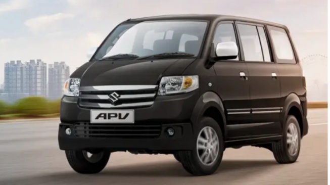 Suzuki APV vs Daihatsu Gran Max, Mana yang Lebih Oke?
